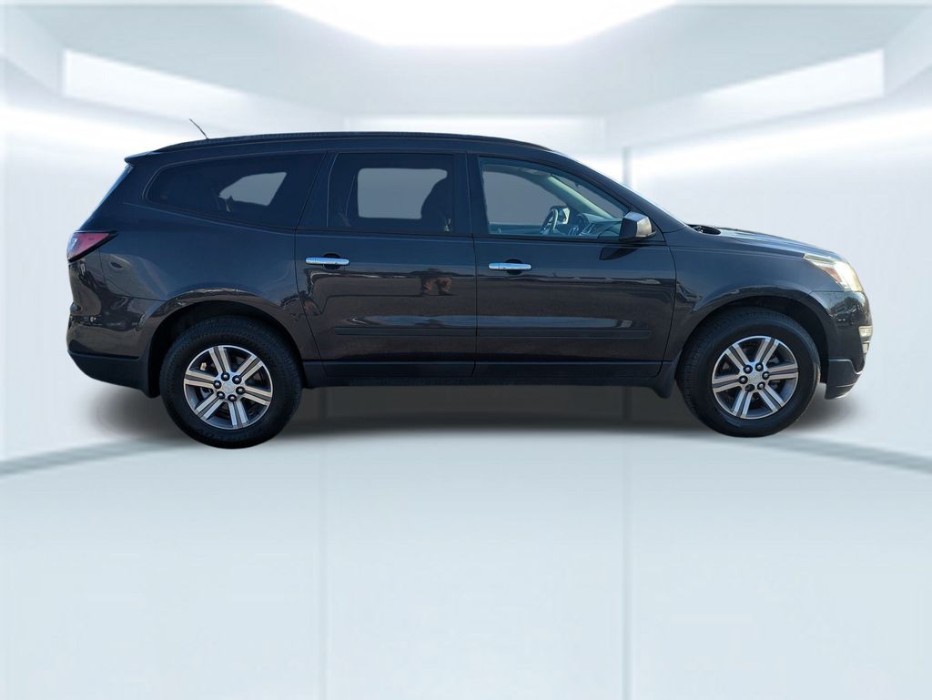 2017 Chevrolet Traverse 1LS photo 6