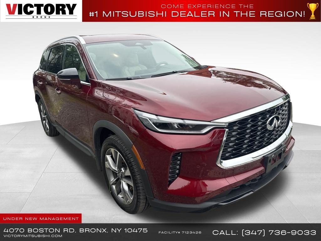 2023 Infiniti QX60 Luxe photo 3