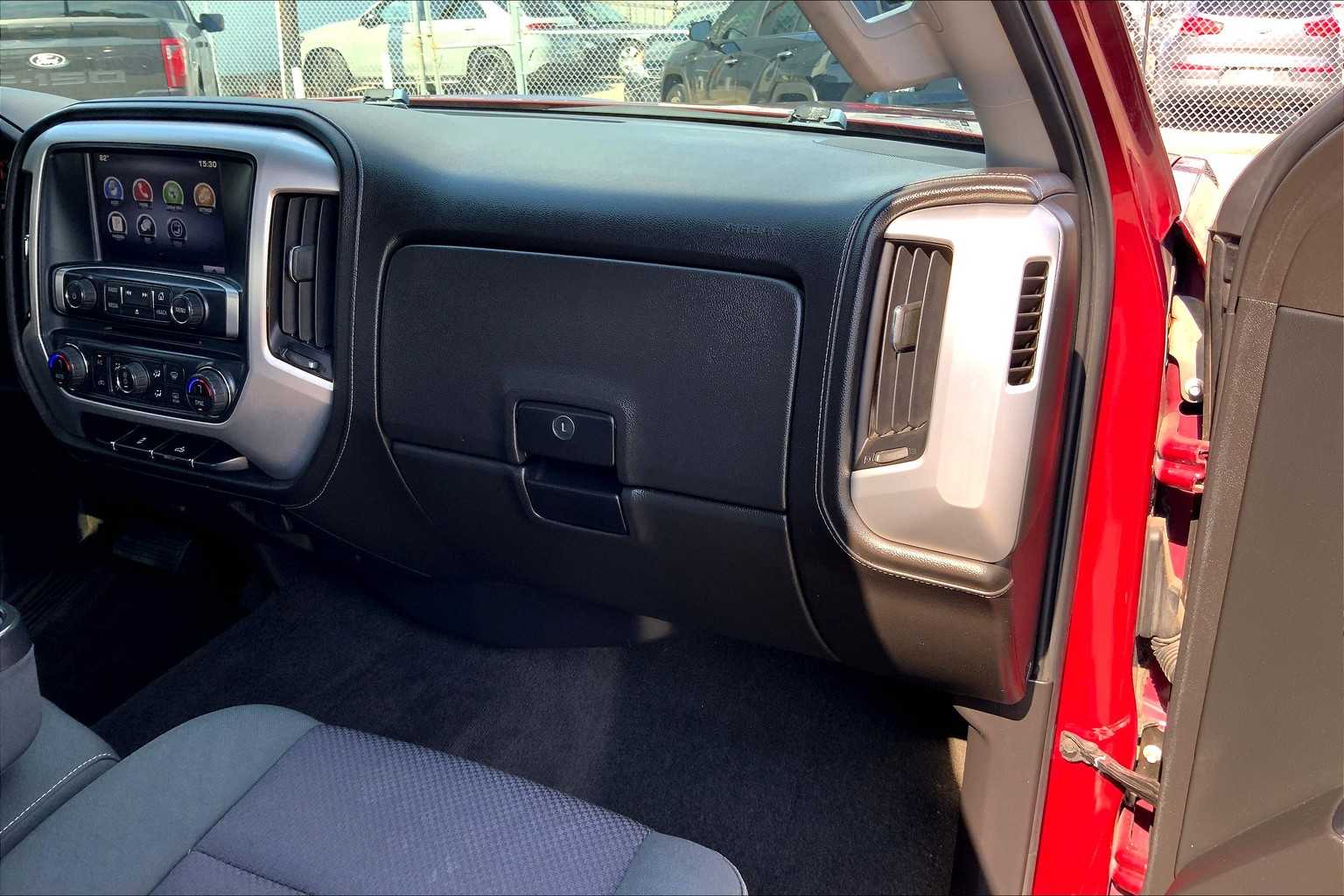 2015 Gmc Sierra 1500 SLE photo 18