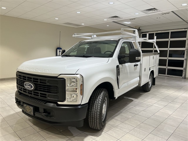 2026 Ford F-250 Super Duty XL's photo