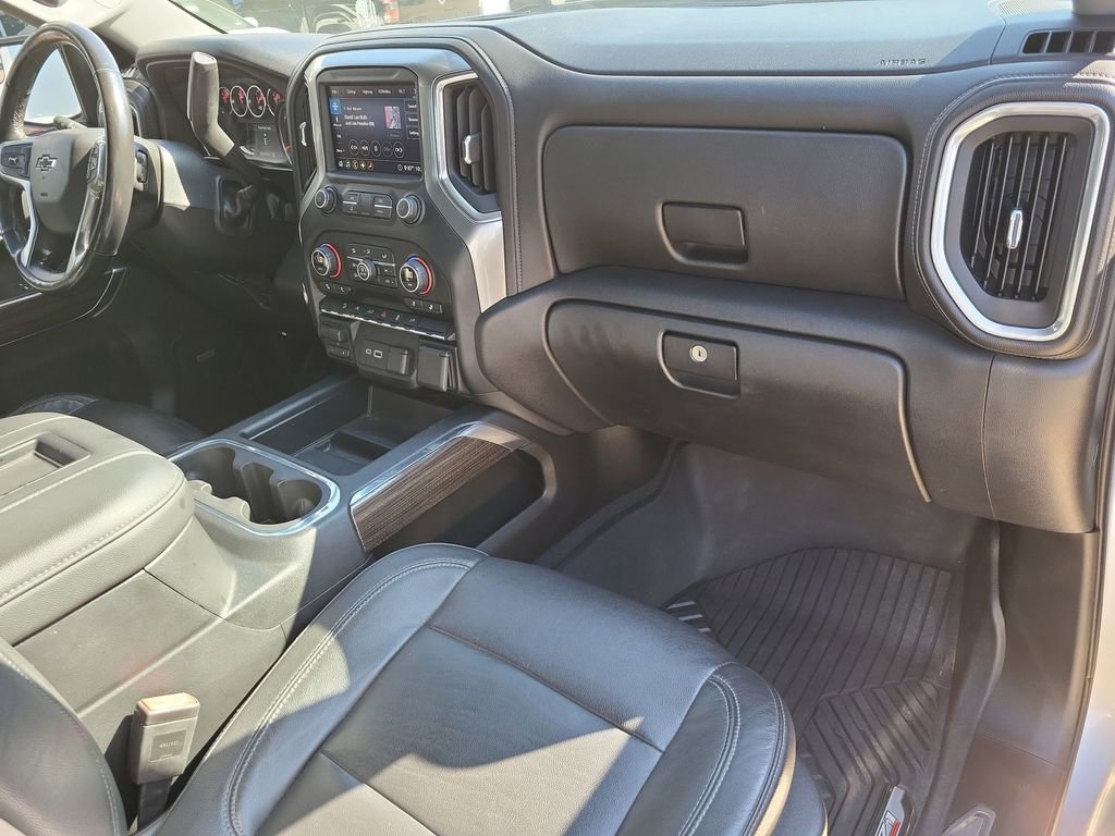 2020 Chevrolet Silverado 1500 RST photo 25