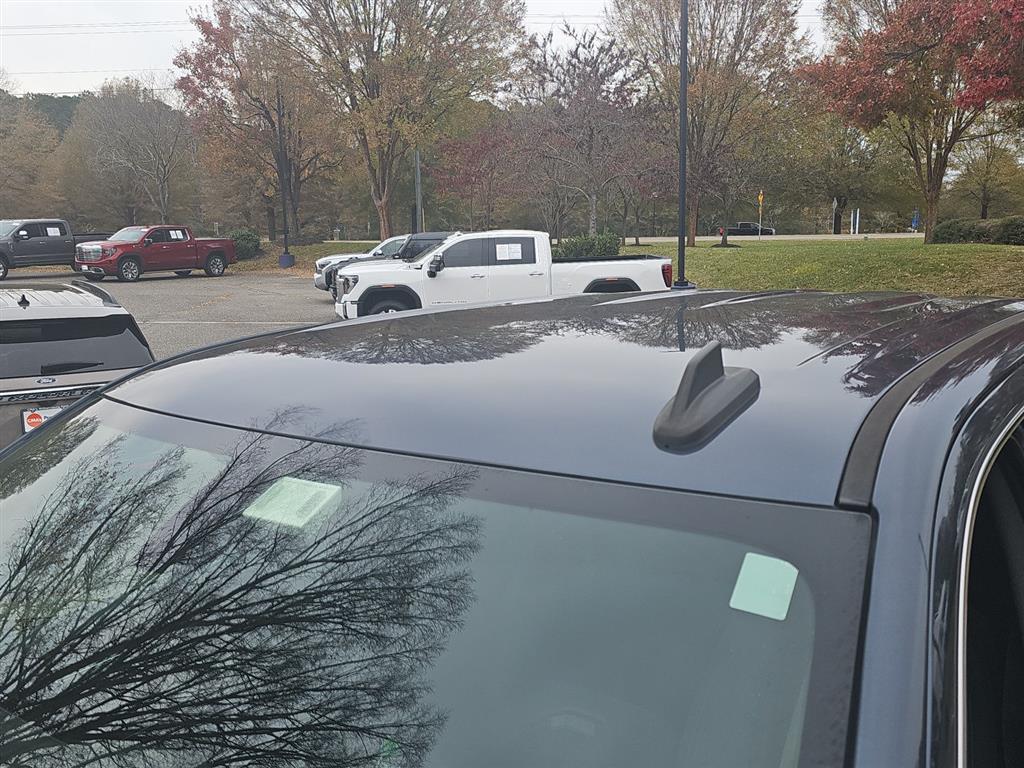 2020 Gmc Sierra 1500 SLE photo 3