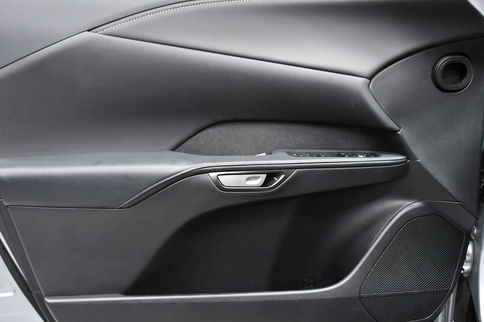 2025 Lexus RX photo 11