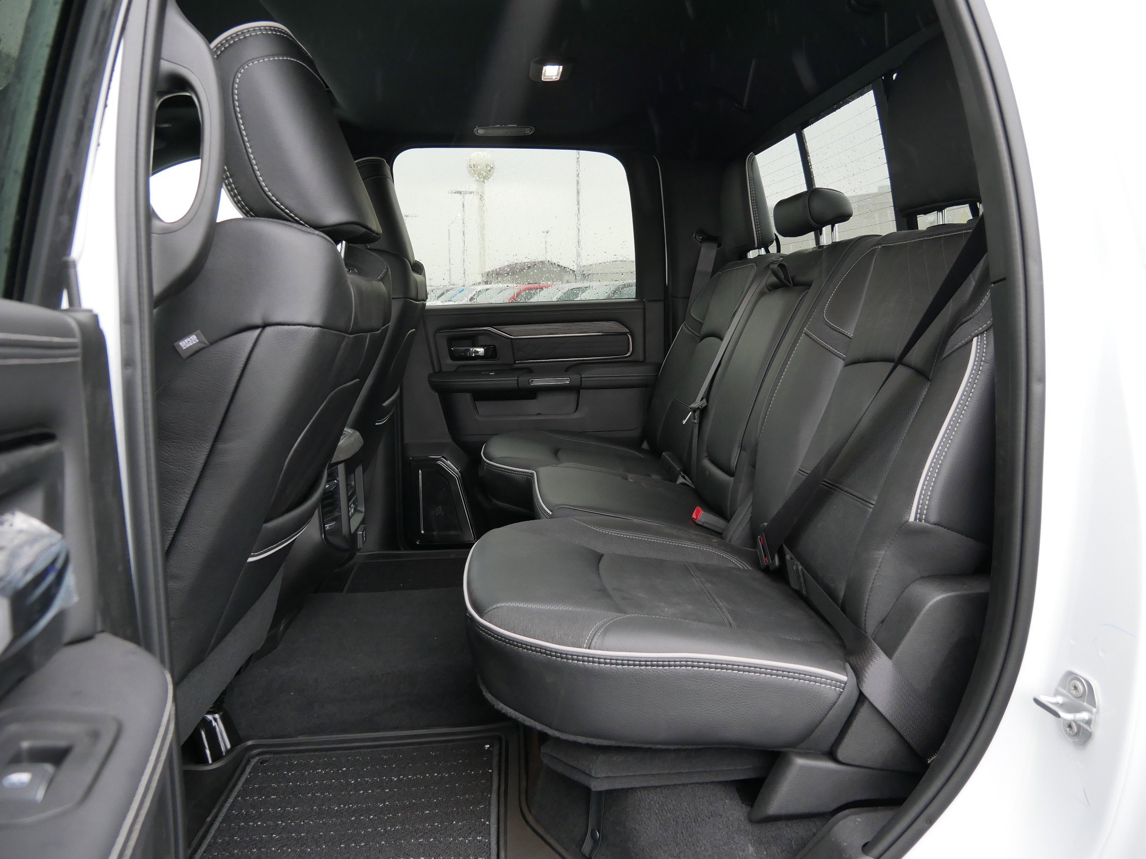 2025 Ram 2500 Limited photo 8