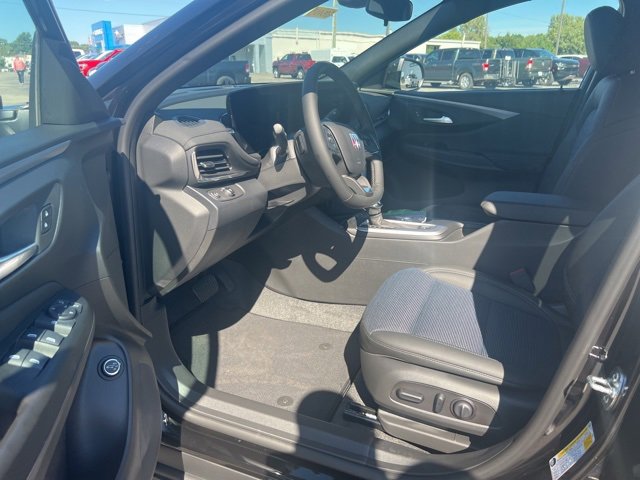 2025 Buick Envista Preferred photo 10
