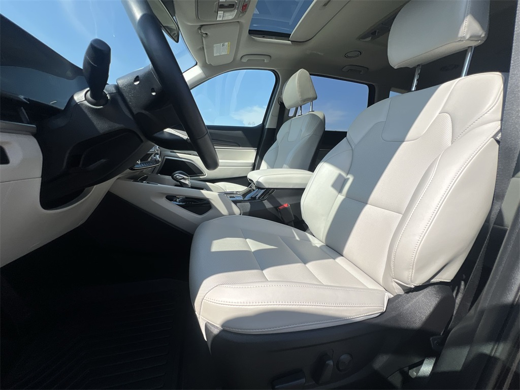 2025 Kia Telluride S photo 13