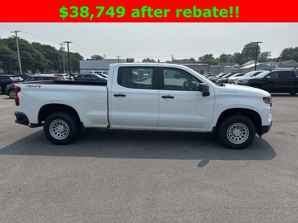 2024 Chevrolet Silverado 1500 photo 2