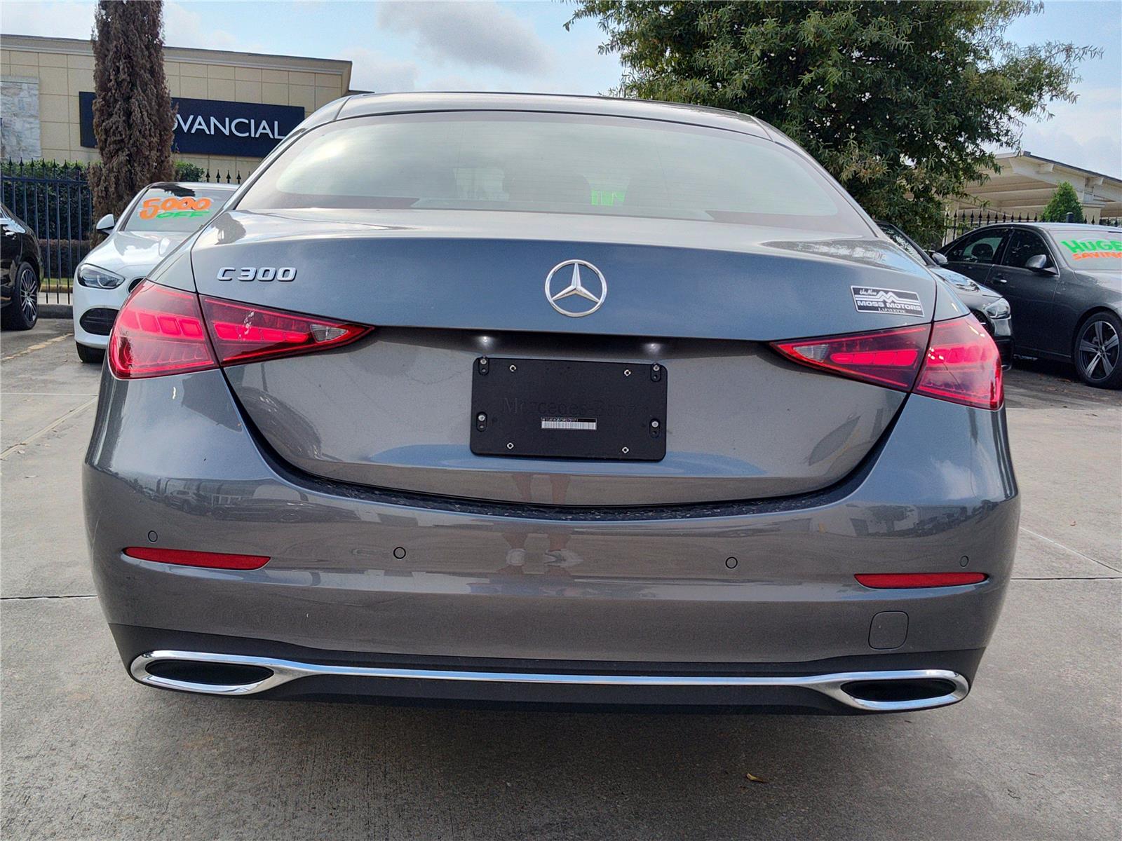 2025 Mercedes Benz C 300 photo 4