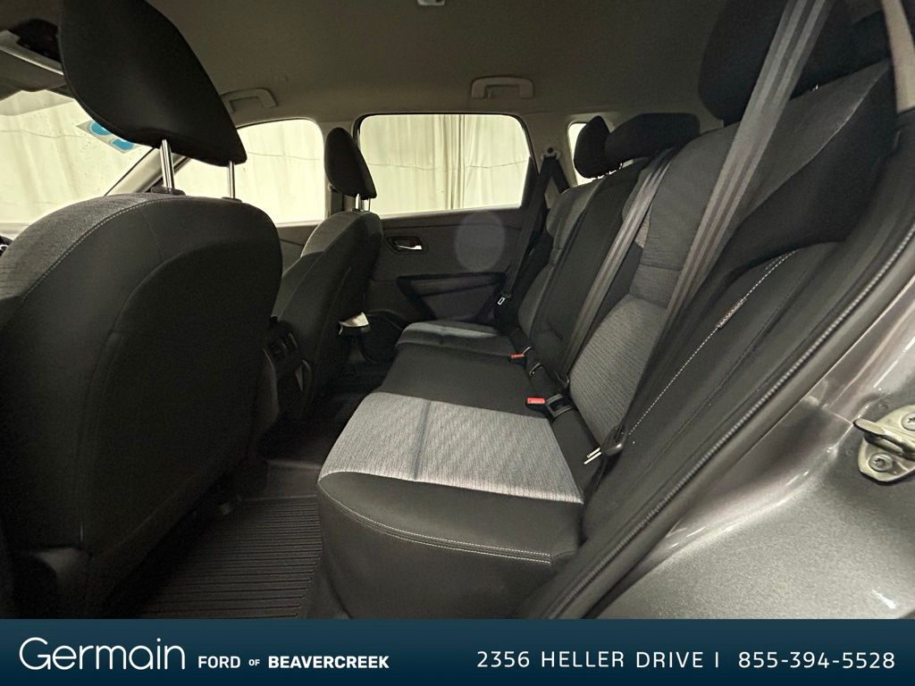 2023 Nissan Rogue SV photo 24