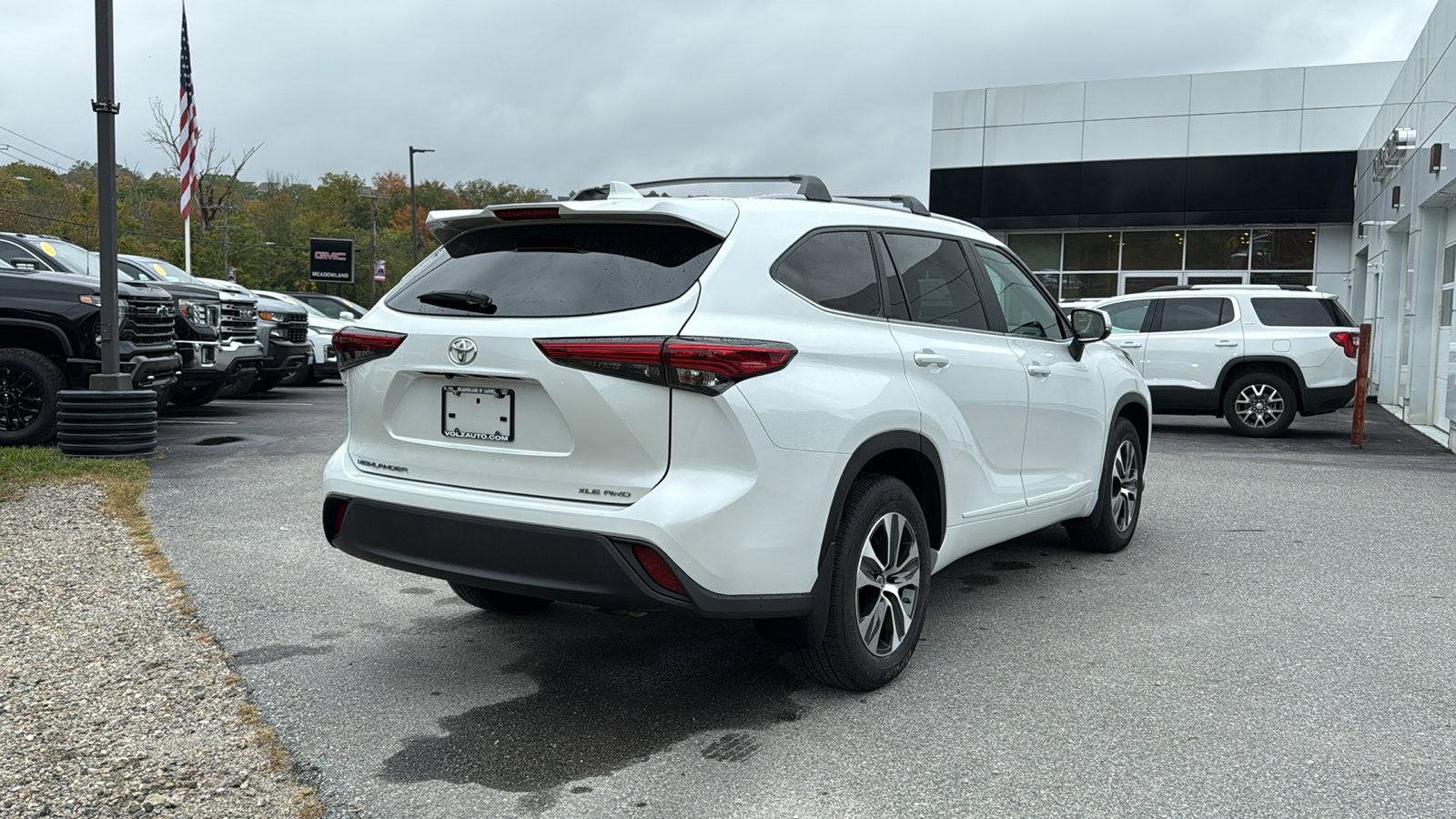 2023 Toyota Highlander XLE photo 4