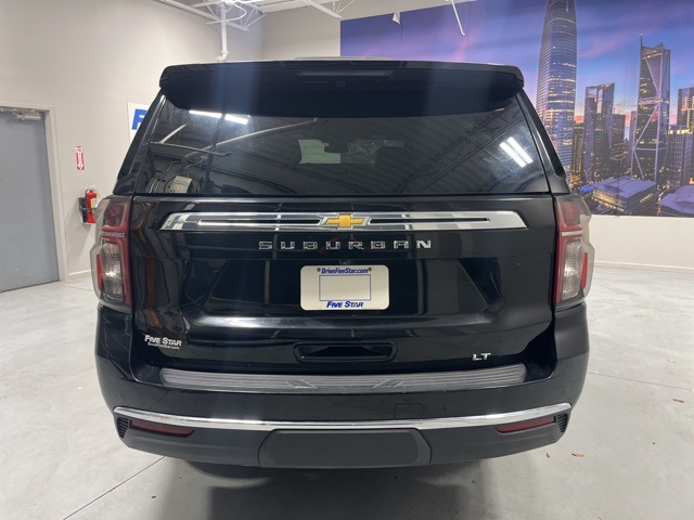 2023 Chevrolet Suburban LT photo 25