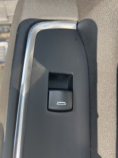 2023 Chevrolet Silverado 1500 High Country photo 31