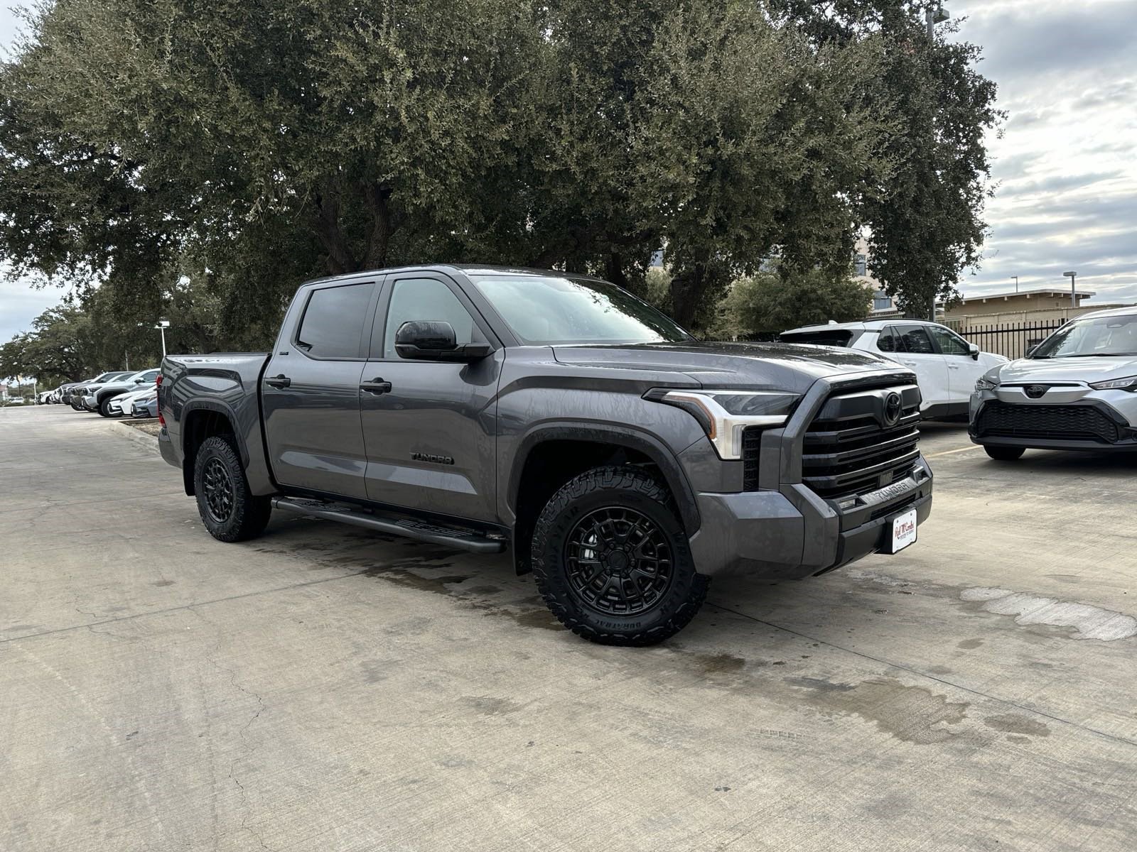 2025 Toyota Tundra SR5's photo