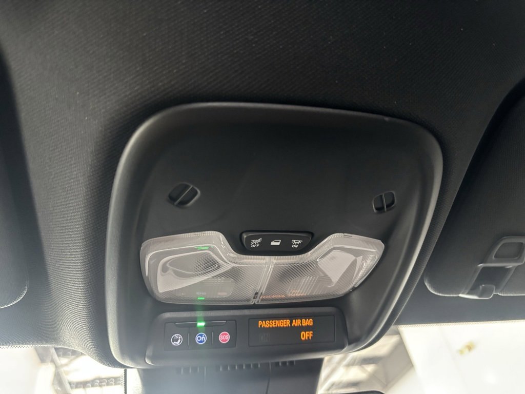 2025 Chevrolet Colorado Work Truck LT photo 18