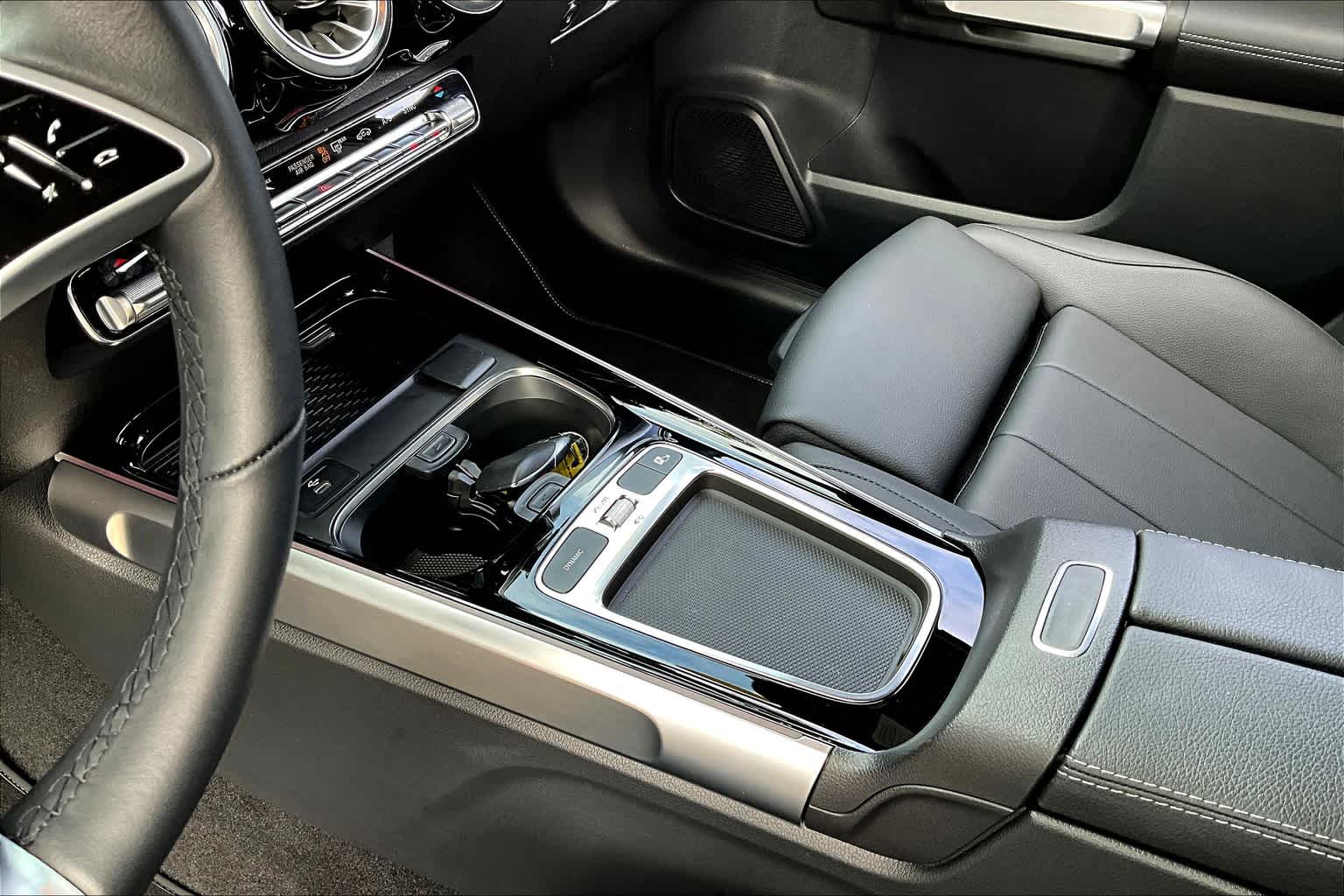 2024 Mercedes Benz GLB 250 4MATIC photo 29