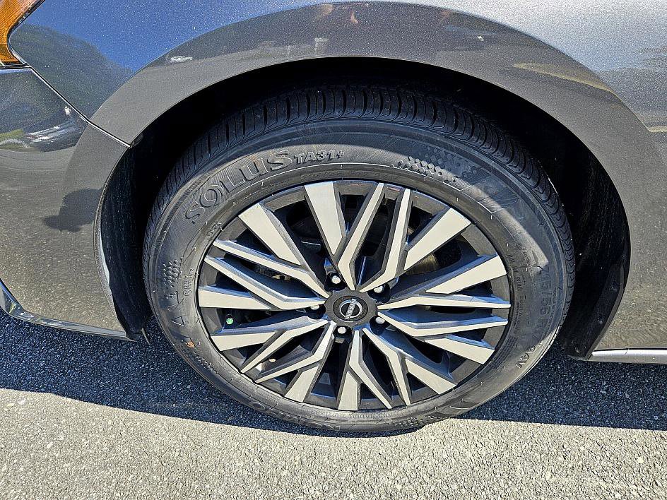 2024 Nissan Altima 2.5 SV photo 18