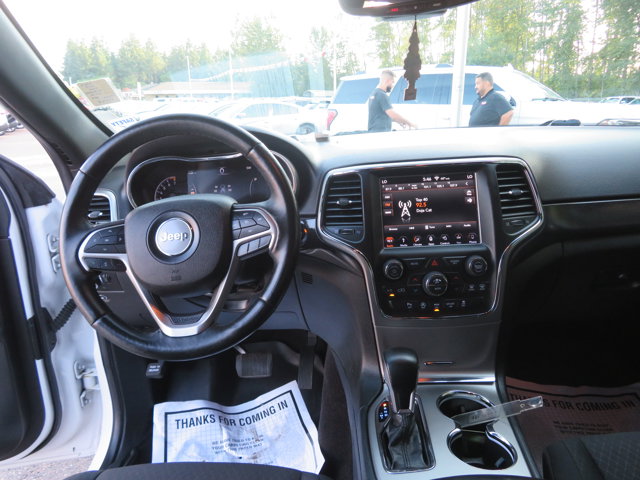 2018 Jeep Grand Cherokee Laredo E photo 21