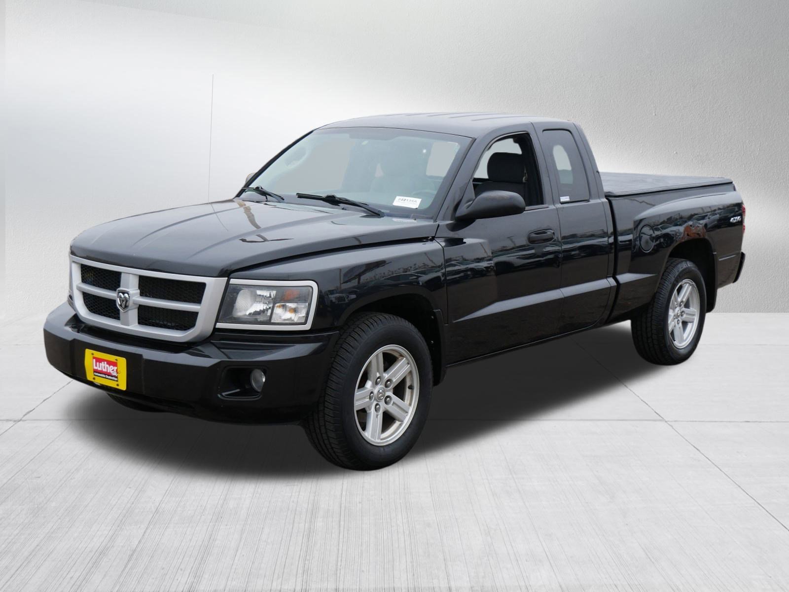 Used 2008 Dodge Dakota Big Horn with VIN 1D7HW32K48S586483 for sale in Coon Rapids, Minnesota