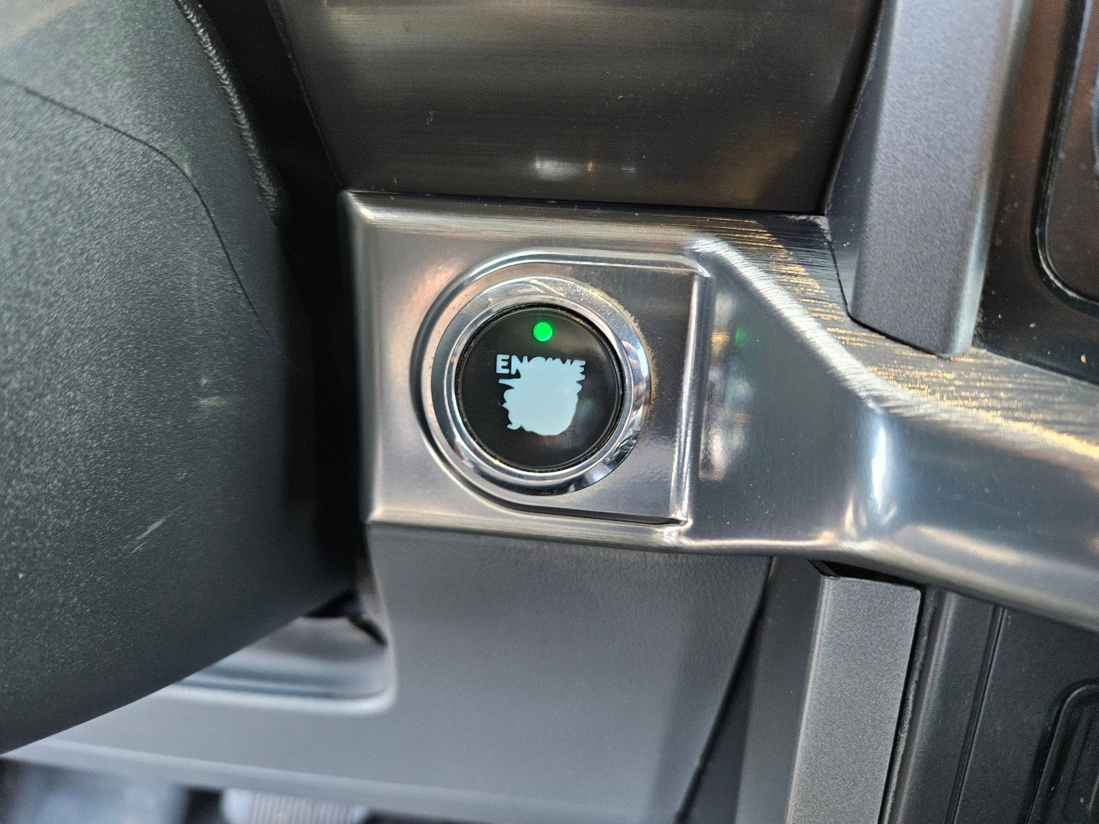 2022 Ford F-150 Lariat photo 18