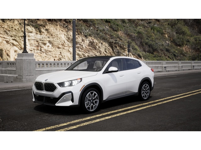 2026 BMW X2 28i's photo