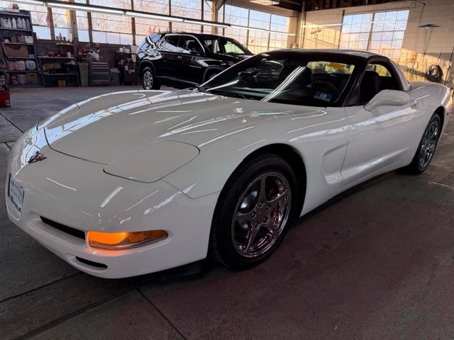 2002 Chevrolet Corvette Base's photo