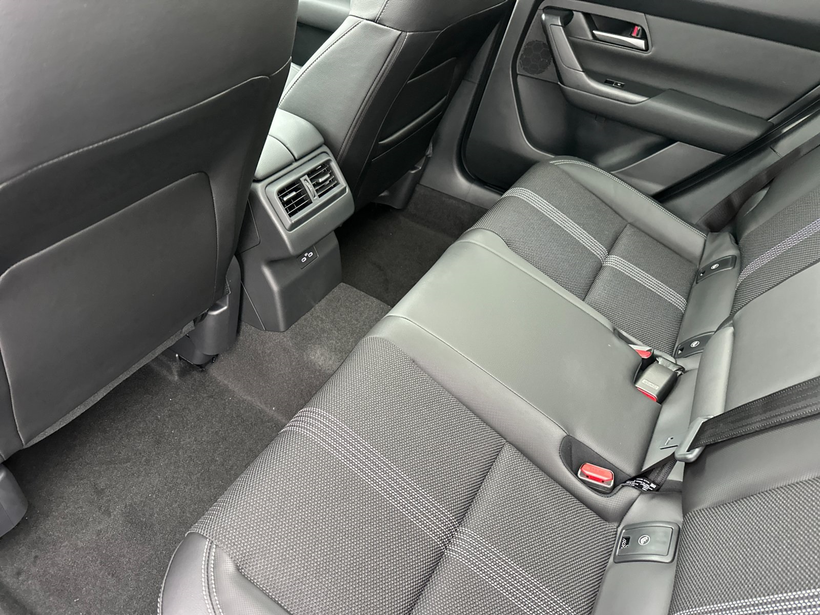 2025 Mazda CX-50 2.5 S Premium photo 6