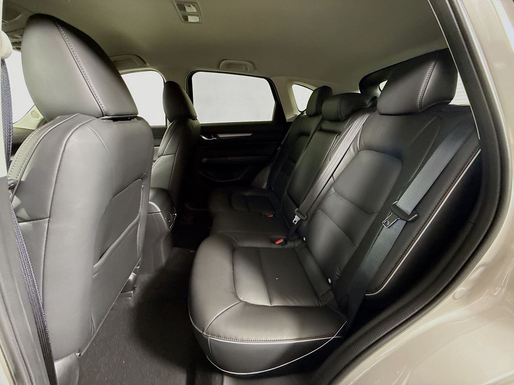 2025 Mazda CX-5 2.5 Select photo 23