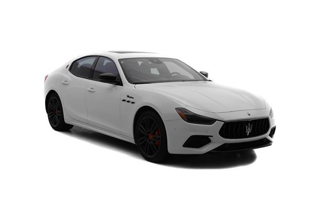 2024 Maserati Ghibli Modena photo 2