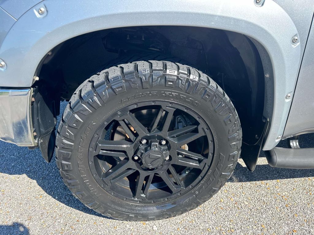 2018 Toyota Tundra SR5 photo 4