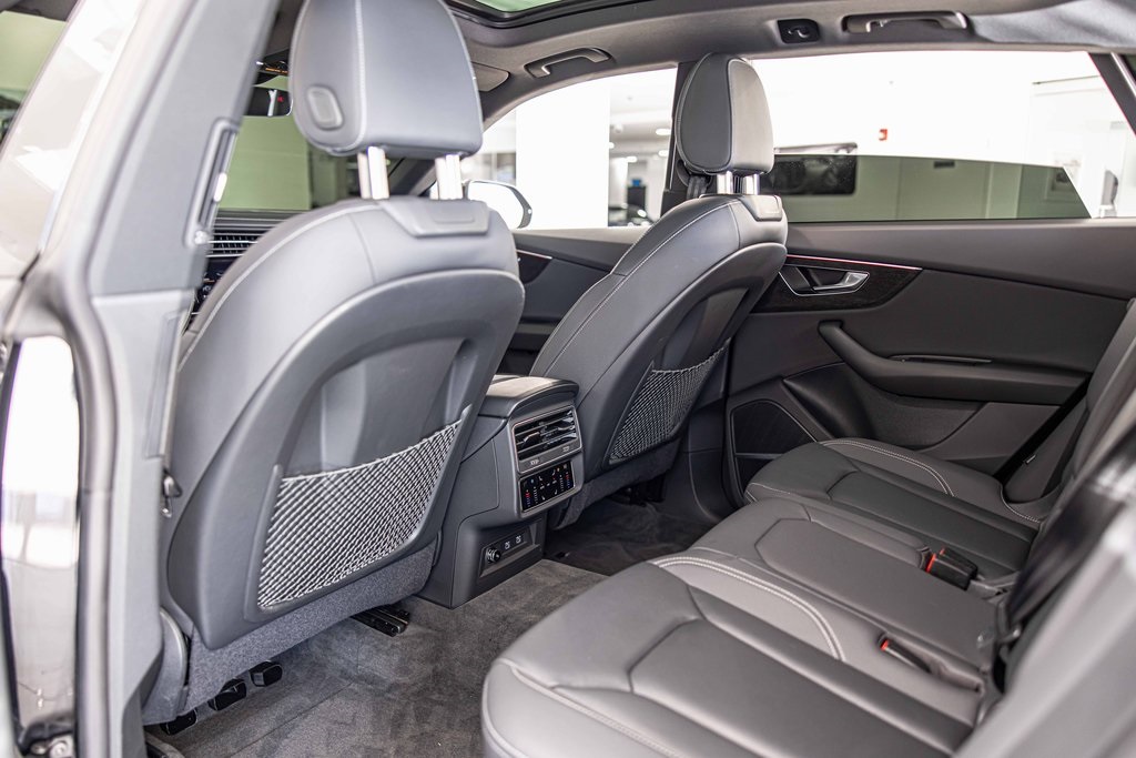 2021 AUDI Q8 - Image 34