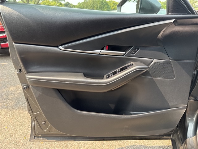 2022 Mazda CX-30 2.5 Select photo 22