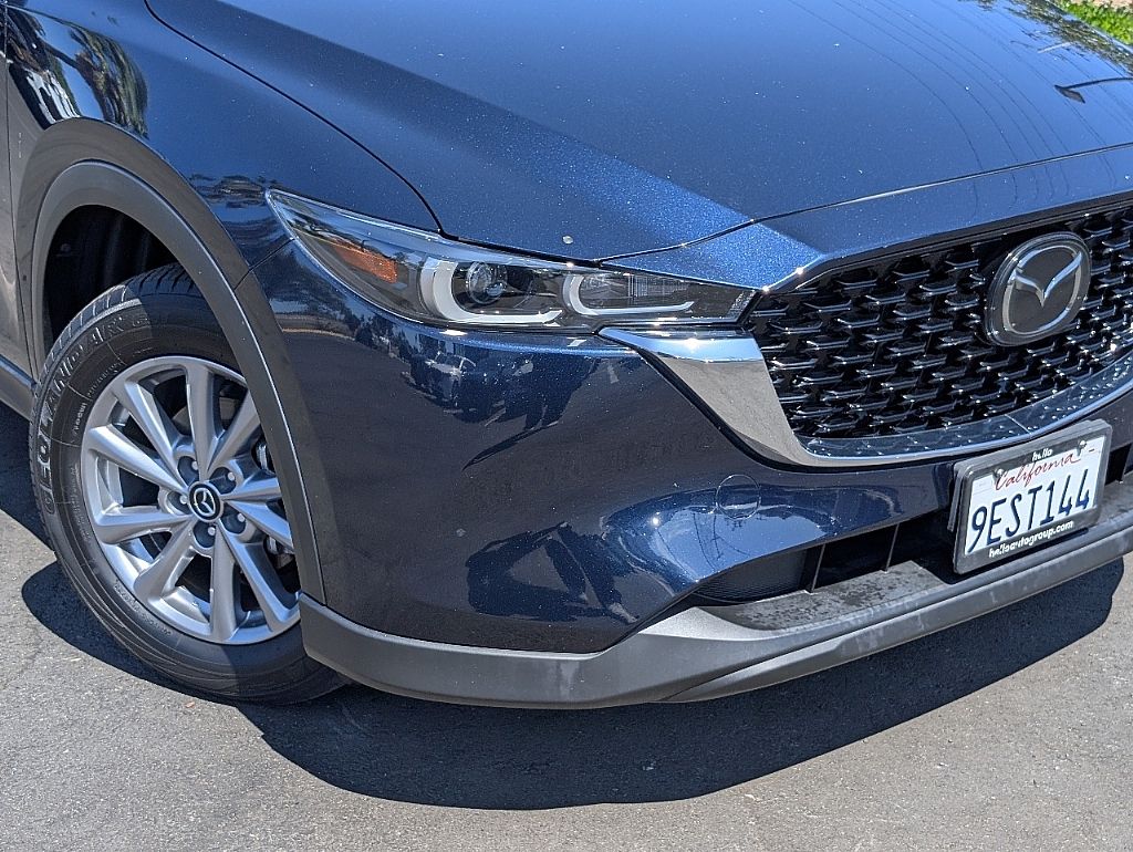 2023 Mazda CX-5 2.5 S Preferred photo 2