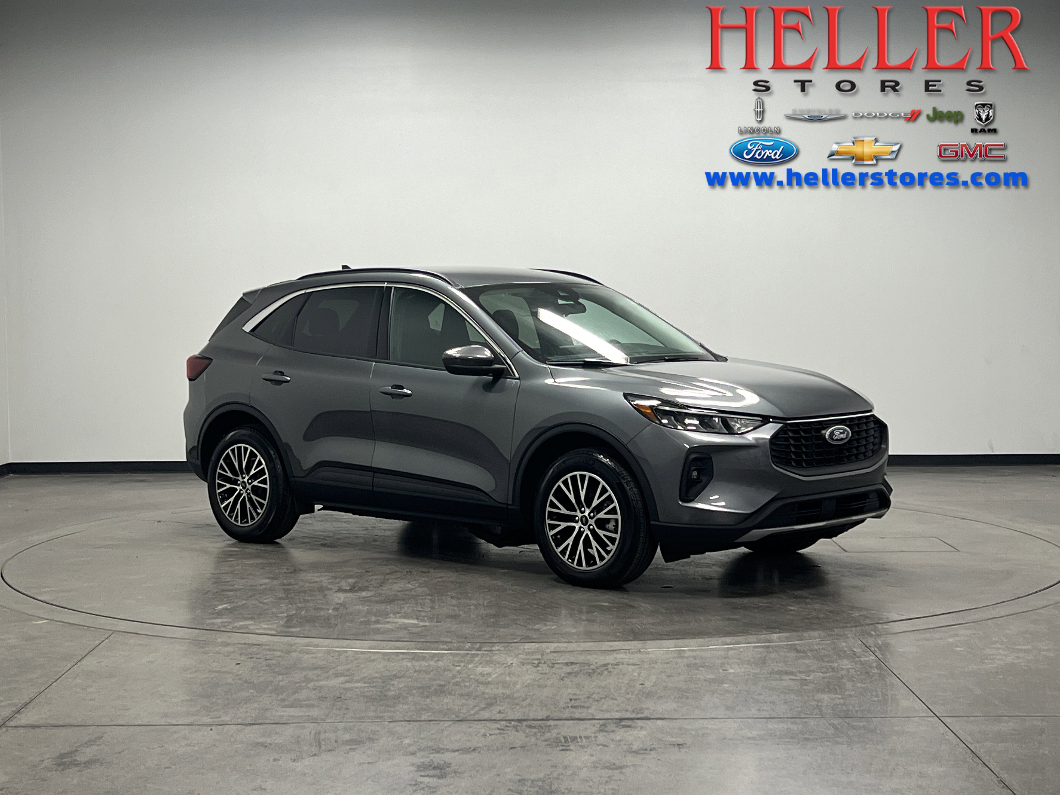 2024 Ford Escape PHEV's photo