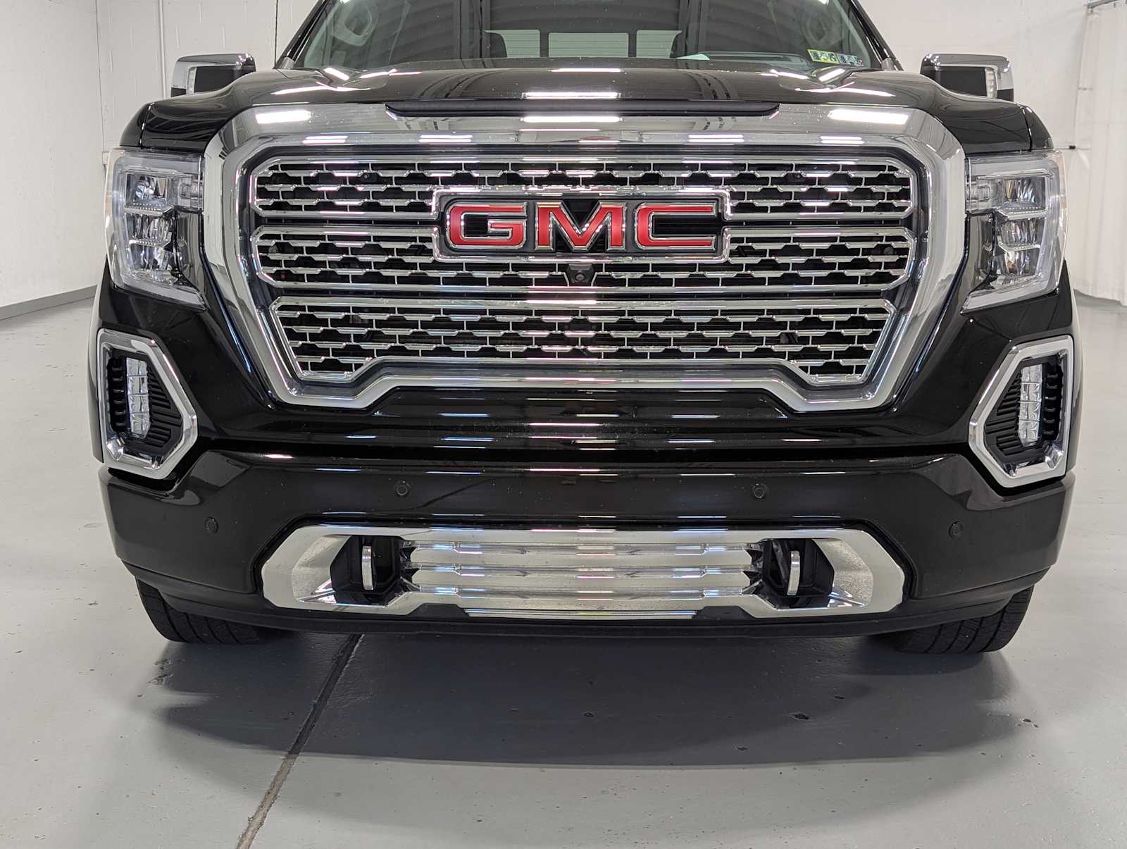 2021 Gmc Sierra 1500 Denali photo 2