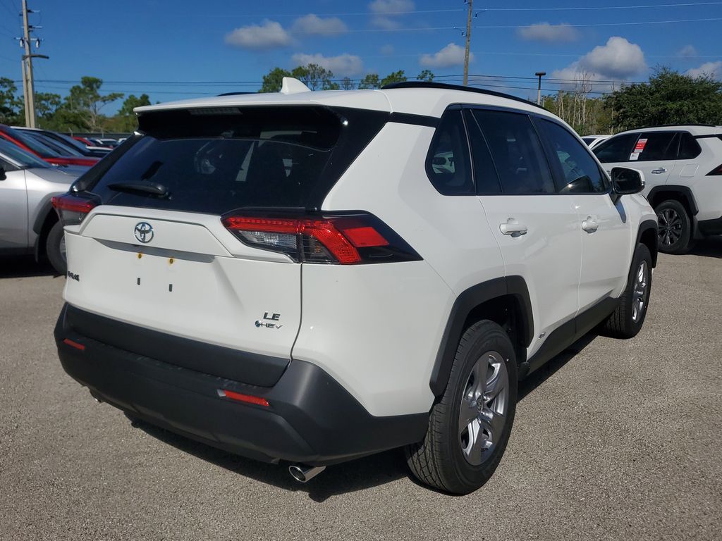 2025 Toyota RAV4 Hybrid LE photo 5