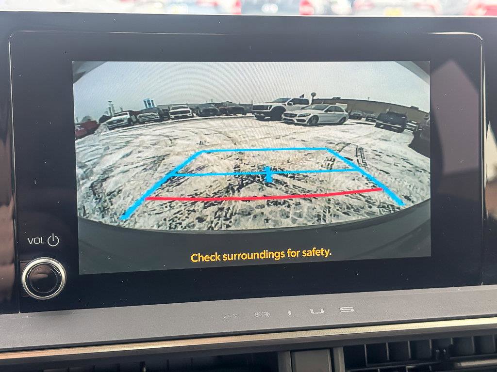 2025 TOYOTA PRIUS - Image 18