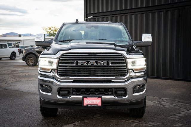 2023 Ram 3500 Laramie photo 3
