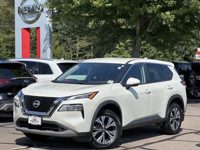 2022 Nissan Rogue SV photo 3