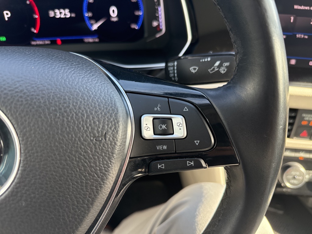 2019 Volkswagen Jetta SEL photo 18