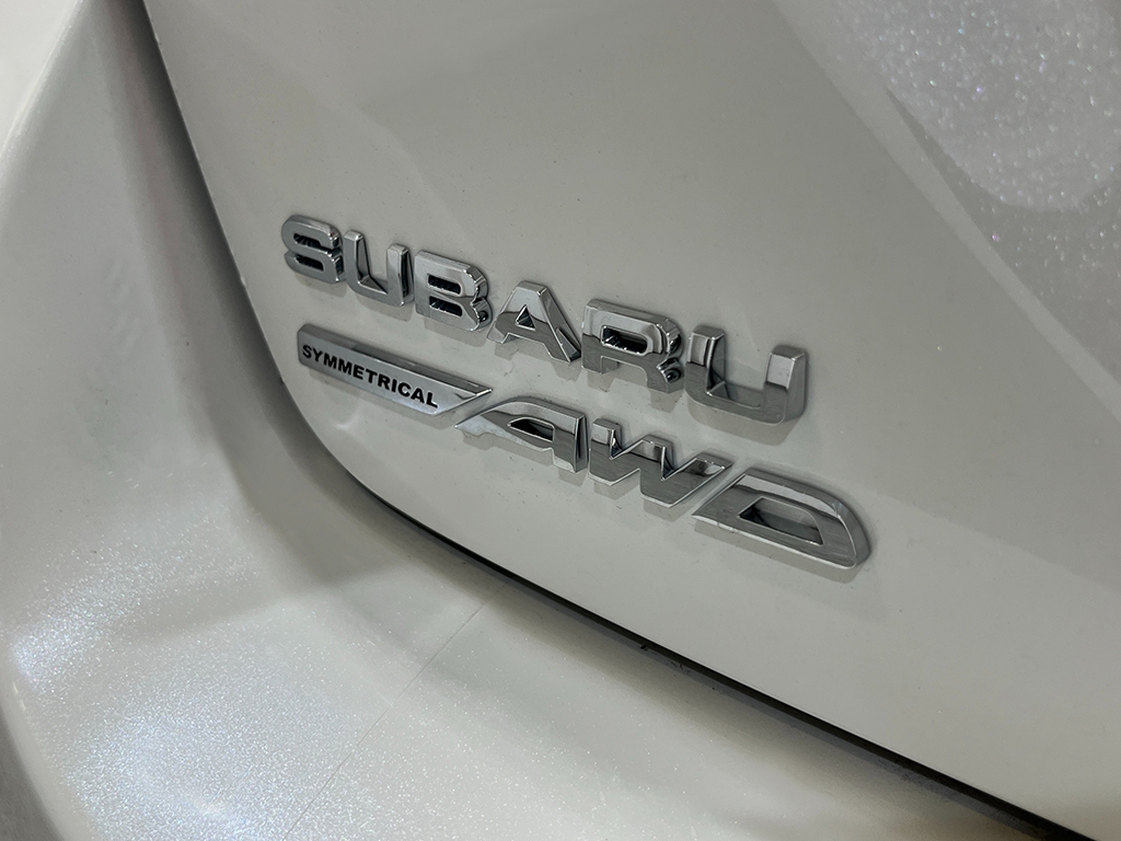 2025 Subaru Impreza Base photo 8