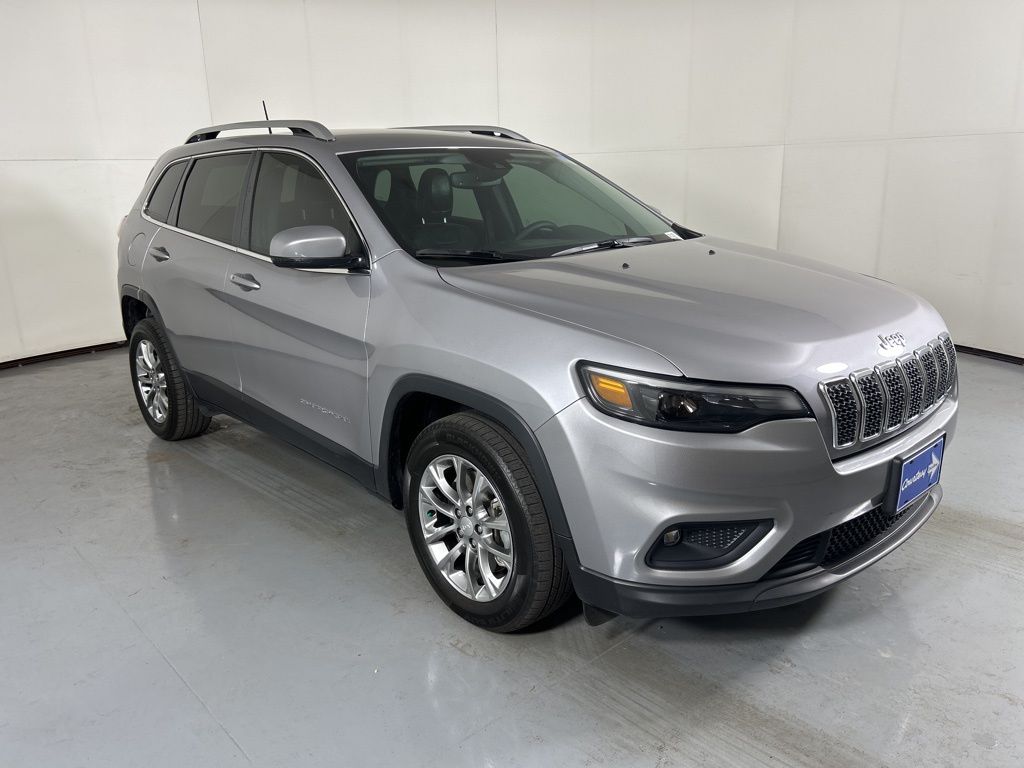 2021 Jeep Cherokee Latitude Lux photo 2