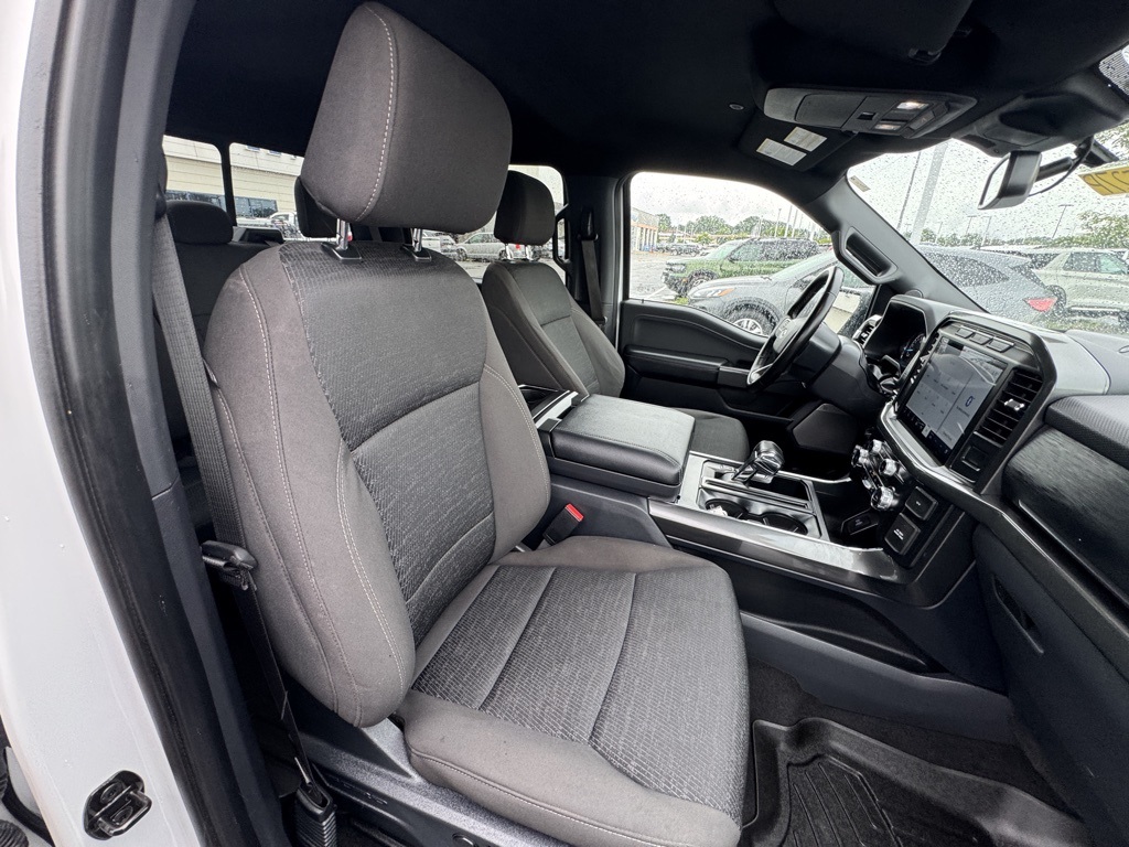2023 Ford F-150 XLT photo 21