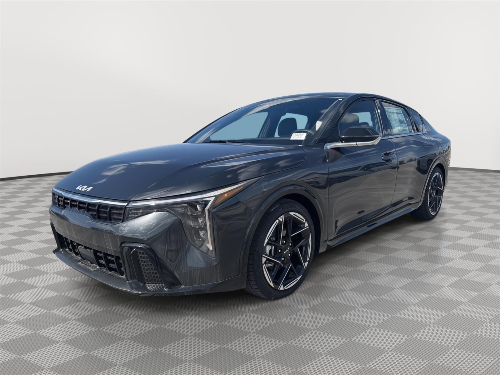 2025 Kia K4 GT-Line's photo