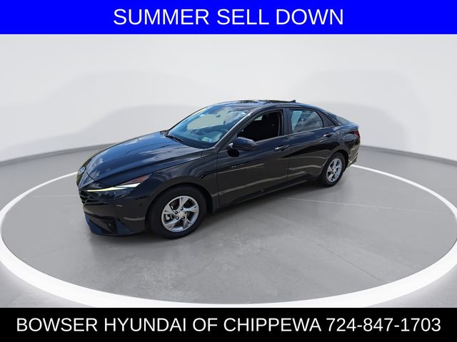2022 Hyundai Elantra SE photo 4