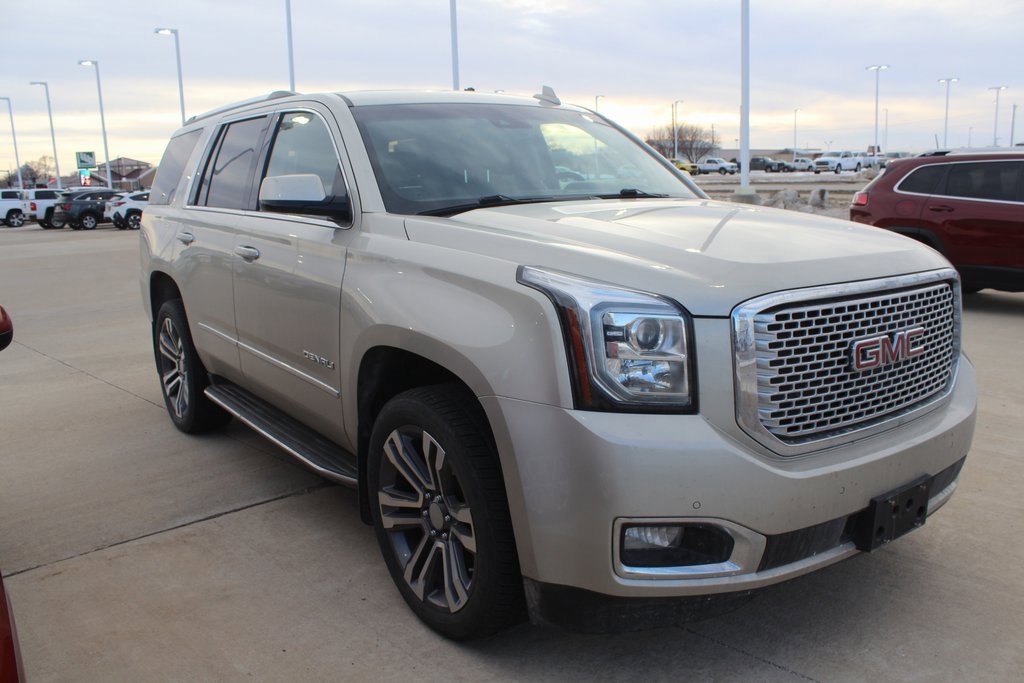 2017 GMC Yukon Denali's photo