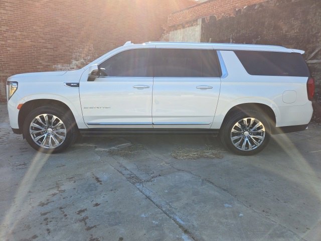 2021 Gmc Yukon XL Denali photo 4