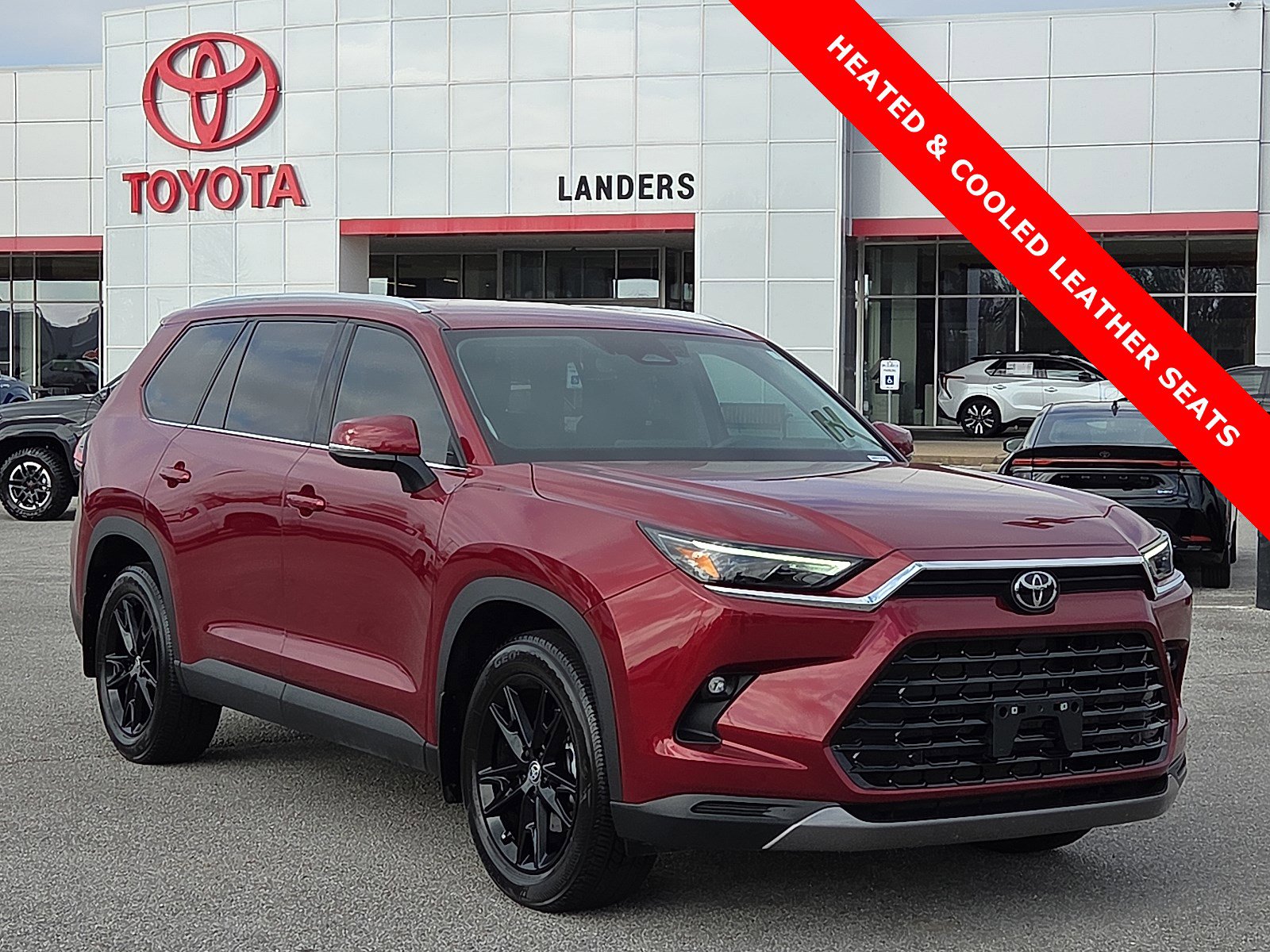 2024 Toyota Grand Highlander Limited's photo