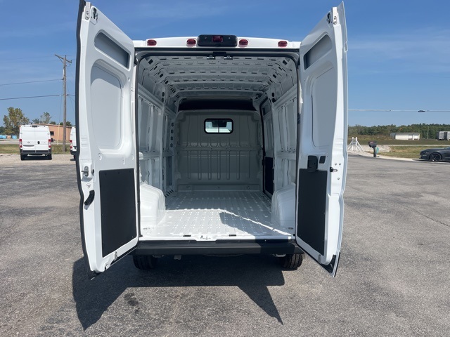 2025 Ram ProMaster 2500 photo 5