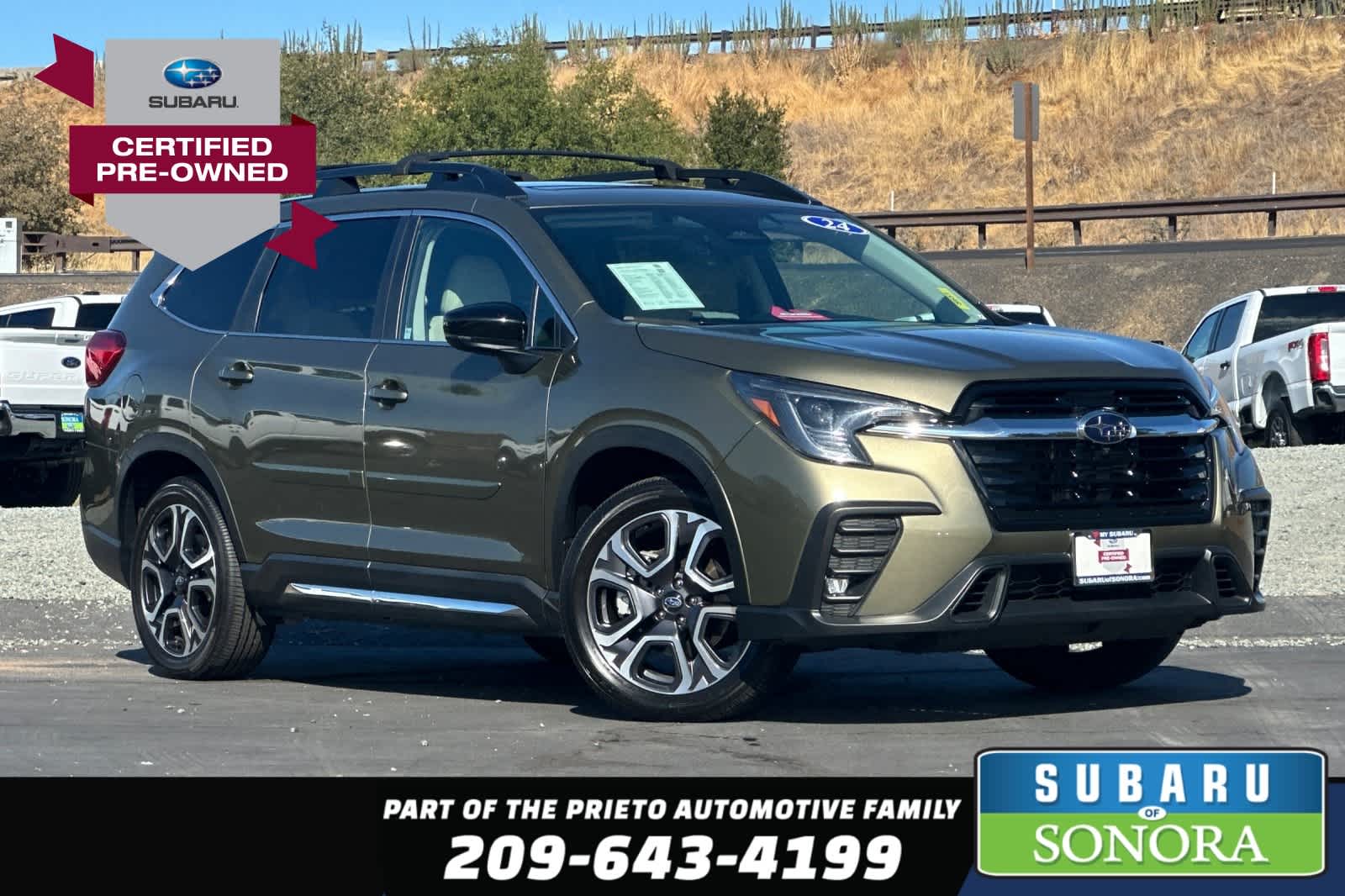 2024 Subaru Ascent Limited's photo