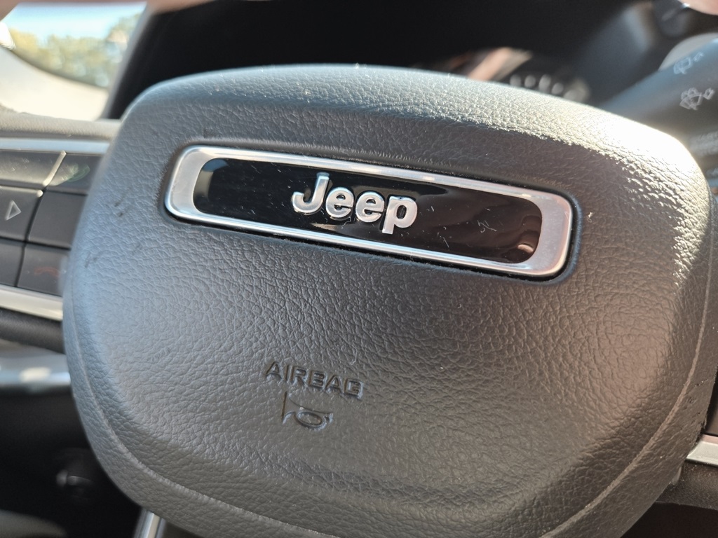 2024 Jeep Compass Limited photo 30